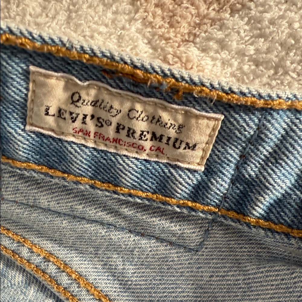Levi's Light Blue Distressed Jean Shorts - Picture 6 of 8